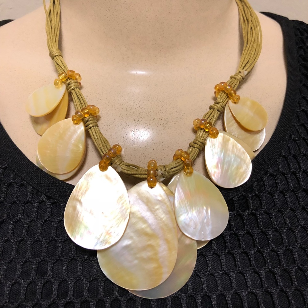 Set of Handcrafted Mother Pearl Jewelries